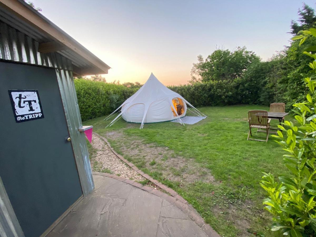 Secret Garden Glamping Hotel Lymington Bagian luar foto